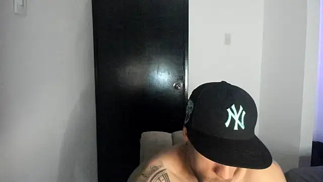 ThiagoLugo online show from 04-12-26, 05:00