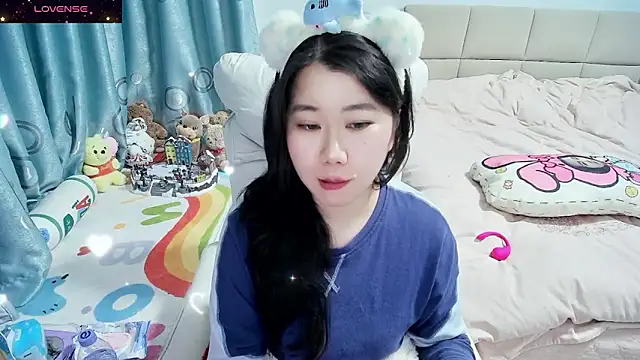 Onlyxixi online show from 11-27-25, 01:11