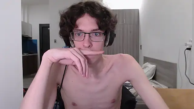 LovesomeCookie online show from 11-06-25, 07:40