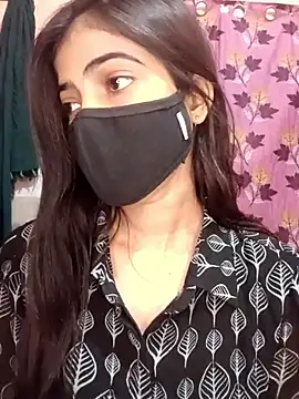 Queen Pooja7 online show from 10-17-25, 12:51