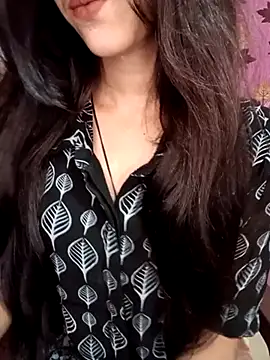 Queen Pooja7 online show from 09-17-25, 05:04