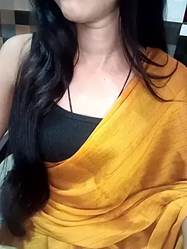Queen Pooja7 online show from 10-19-25, 04:54