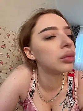 Snapshot of Hannah_xBaby chatting on 07-21-26, 11:11 Hannah xBaby online show from 07-21-26, 11:11
