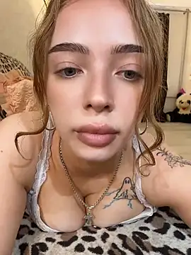 Snapshot of Hannah_xBaby chatting on 06-21-26, 01:39 Hannah xBaby online show from 06-21-26, 01:39