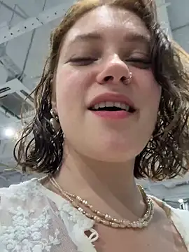 lucy-joy online show from 09-09-25, 11:30