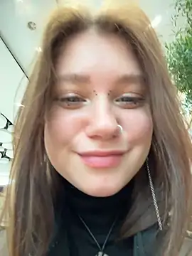 Snapshot of lucy-joy chatting on 05-01-26, 07:46 lucy-joy online show from 05-01-26, 07:46