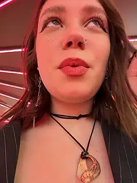 lucy-joy online show from 01-17-26, 09:35