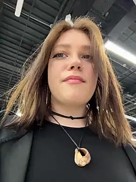 lucy-joy online show from 02-25-26, 11:21