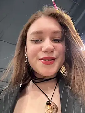 lucy-joy online show from 01-08-26, 10:32