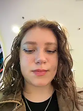 lucy-joy online show from 03-30-26, 09:33