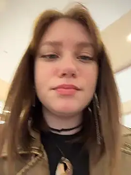 Snapshot of lucy-joy chatting on 04-30-26, 08:32 lucy-joy online show from 04-30-26, 08:32