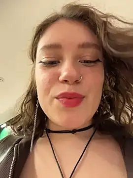 lucy-joy online show from 12-02-25, 10:17