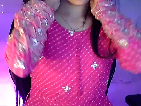 Shizuka 11 online show from 01-18-26, 05:49