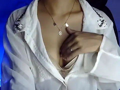Snapshot of Shizuka_11 chatting on 09-21-25, 08:03 Shizuka 11 online show from 09-21-25, 08:03