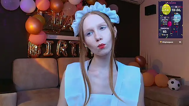 Snapshot of FoxyMira chatting on 06-16-26, 06:41 FoxyMira online show from 06-16-26, 06:41