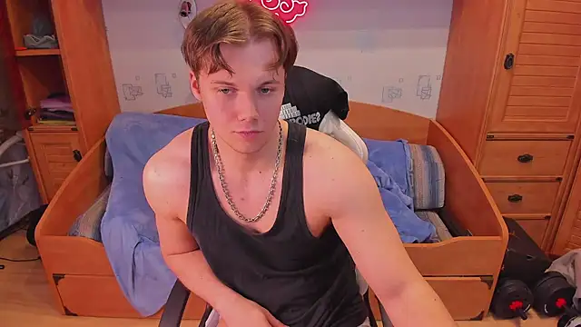 Snapshot of Dexter_Bennett chatting on 05-15-26, 04:49 Dexter Bennett online show from 05-15-26, 04:49