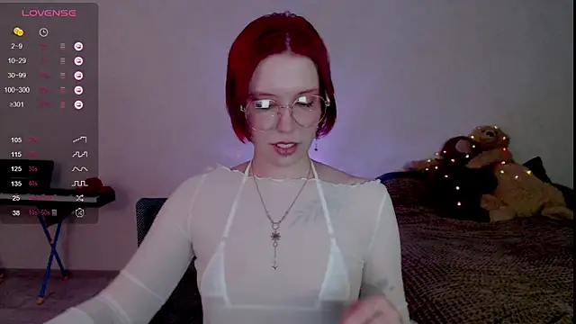 Ruby Flame online show from 10-27-25, 03:57