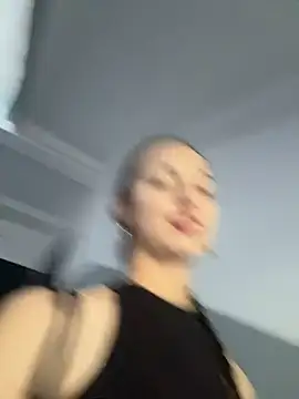 DollyTall online show from 07-17-26, 03:04