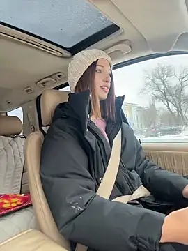 DollyTall online show from 12-16-25, 07:23