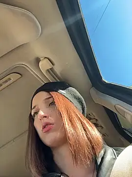 DollyTall online show from 10-15-25, 09:06