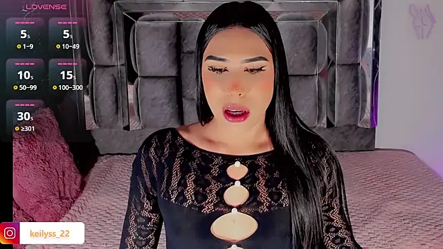 Keilyss  online show from 11-06-25, 05:22