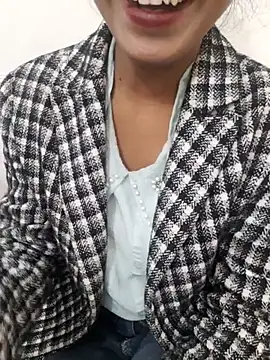 AnkitaDevi online show from 12-19-25, 07:55