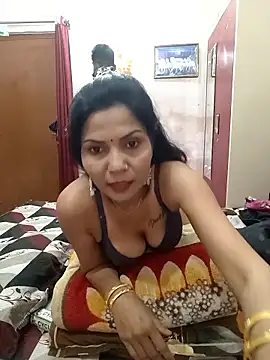 Snapshot of Yourhotsweetgirl chatting on 03-11-26, 07:46 Yourhotsweetgirl online show from 03-11-26, 07:46