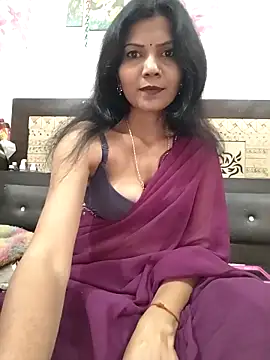 Yourhotsweetgirl online show from 11-17-25, 05:06