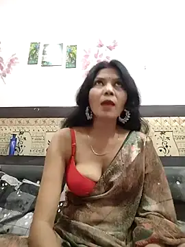 Yourhotsweetgirl online show from 09-10-25, 04:44