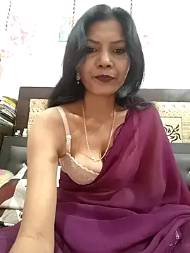 Yourhotsweetgirl online show from 11-19-25, 04:01