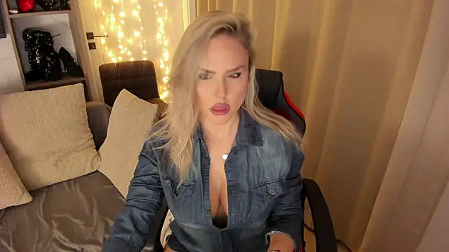 BonerBarbie online show from 03-13-26, 05:18