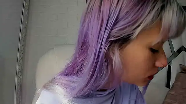 Snapshot of barbieambar chatting on 10-16-25, 01:08 barbieambar online show from 10-16-25, 01:08