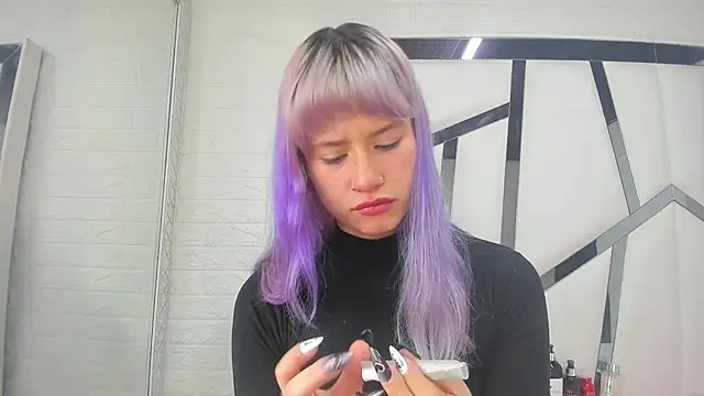 Snapshot of barbieambar chatting on 09-12-25, 01:22 barbieambar online show from 09-12-25, 01:22