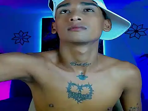 Snapshot of gabo_hotboy chatting on 05-09-26, 04:38 gabo hotboy online show from 05-09-26, 04:38