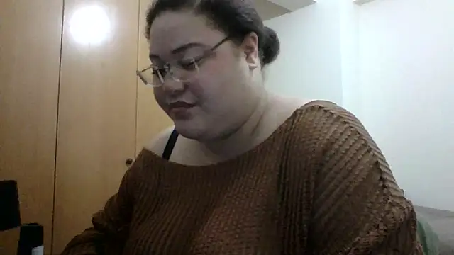 Snapshot of GoddessMocha chatting on 11-30-25, 08:20 GoddessMocha online show from 11-30-25, 08:20