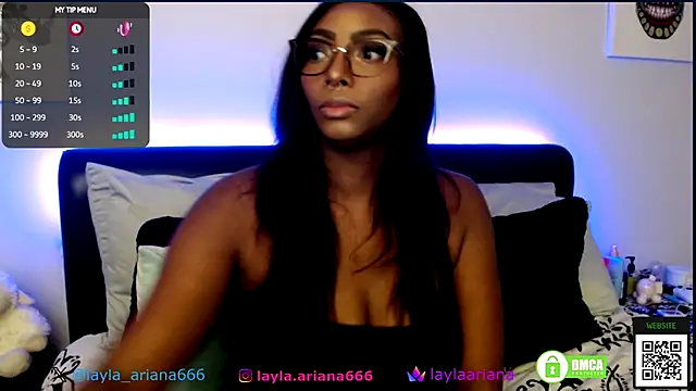 LaylaAriana online show from 11-30-25, 05:41