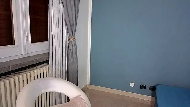 Snapshot of melinda_87 chatting on 02-12-26, 04:40 melinda 87 online show from 02-12-26, 04:40