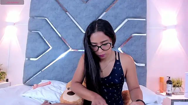 AmyStar1 online show from 10-13-25, 03:35