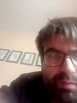 Snapshot of ynroh_87 chatting on 04-03-26, 02:12 ynroh 87 online show from 04-03-26, 02:12