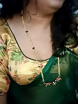 Snapshot of Niharika555 chatting on 07-07-26, 05:49 Niharika555 online show from 07-07-26, 05:49