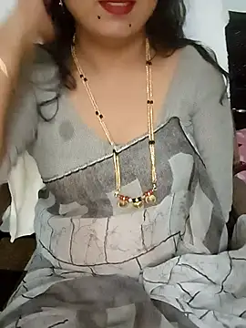 Snapshot of Niharika555 chatting on 07-08-26, 05:24 Niharika555 online show from 07-08-26, 05:24
