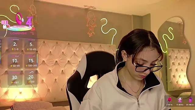 Megan  cole1 online show from 02-19-26, 04:20