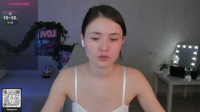 ArleneThomas online show from 01-12-26, 01:40