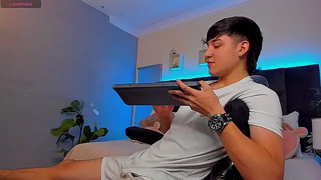 Ares di martin online show from 12-16-25, 04:00