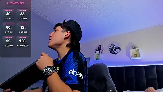 Snapshot of Ares_di_martin chatting on 09-30-25, 01:17 Ares di martin online show from 09-30-25, 01:17