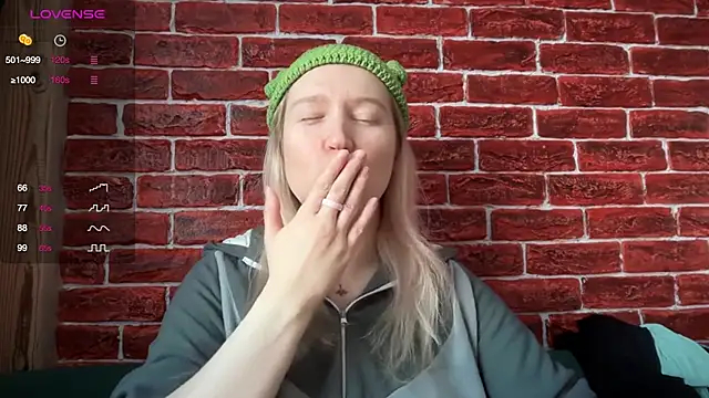 CitrusBlissss online show from 12-01-25, 03:18