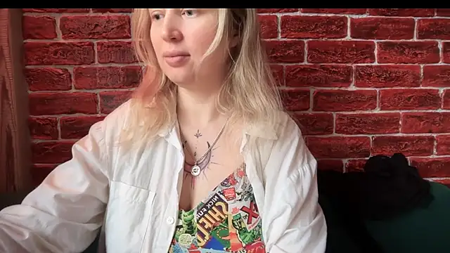 CitrusBlissss online show from 10-24-25, 02:10