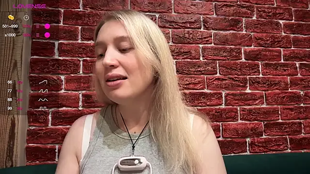 CitrusBlissss online show from 11-23-25, 02:38