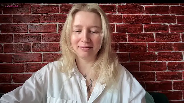 CitrusBlissss online show from 11-04-25, 02:37