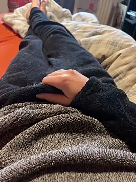 mas20043 online show from 10-15-25, 02:03